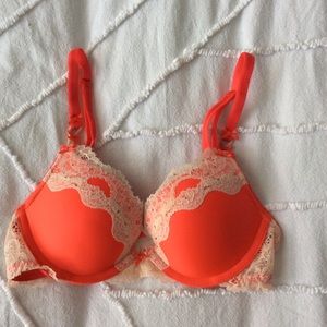 NWOT vs bra